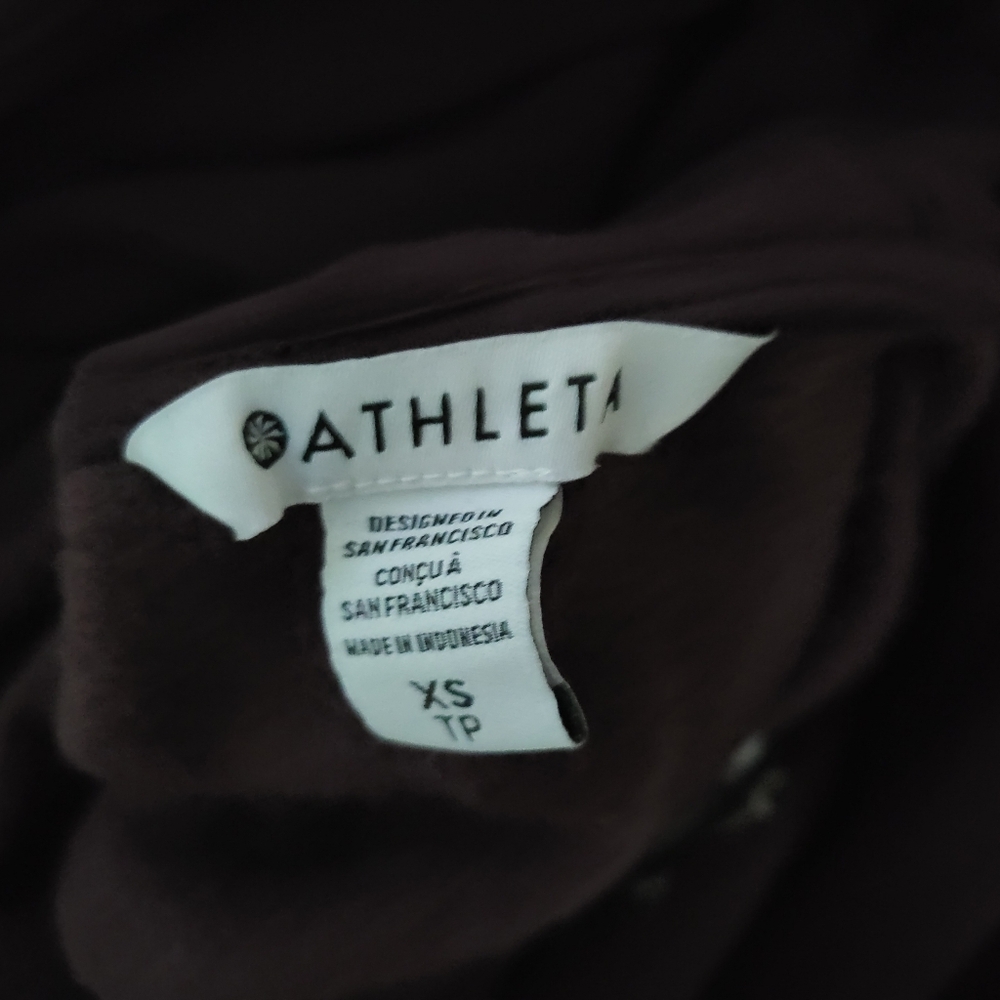 Beautiful NWT Athleta Floral Embroidered Maroon Hoodie - Picture 4 of 7